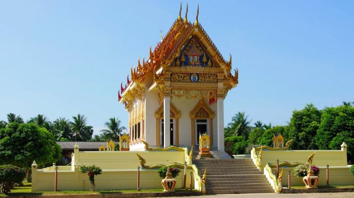 Храм Ват Кунарам